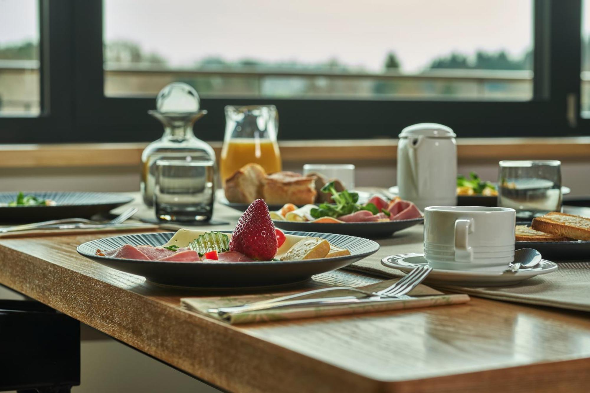Das Dreiburgensee Naturhotel & Spa Thurmansbang Екстер'єр фото
